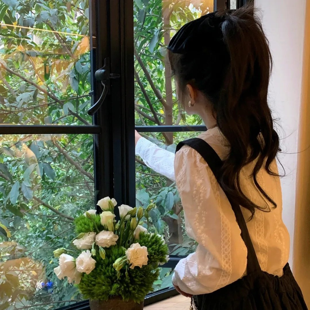 英国绅士，印度淑女